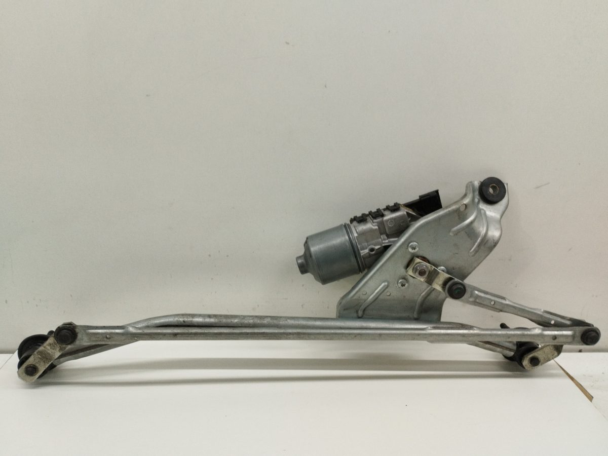 Motor Limpia Delantero Renault Sandero 2012-Actualidad Ambiance 1.2L 54kW 039241544
