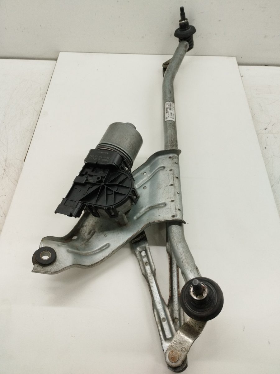Motor Limpia Delantero Renault Sandero 2012-Actualidad Ambiance 1.2L 54kW 039241544