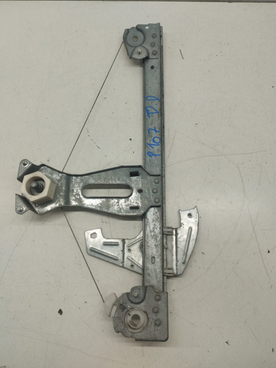 Alza Cristal Delantero Derecho Manual Peugeot 107 2005-2014 Básico