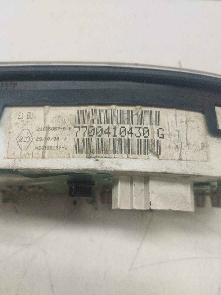Tablero de Instrumentos Renault Clio II Fase I (B/CBO) 1998-2001 1.9 Diesel 7700410430