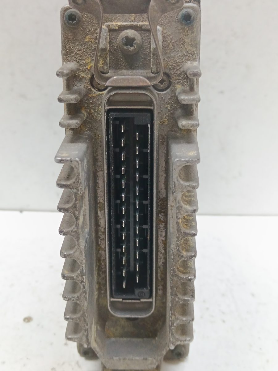Centralita Motor Uce Mercedes-Benz Clase E (W124) Berlina 1984-1997 010545563206