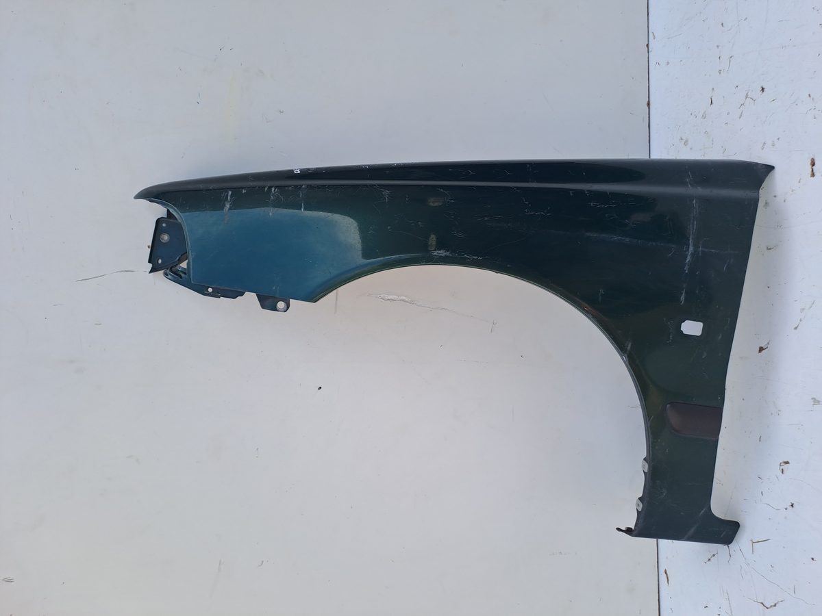 Guardabarro Delantero Izquierdo Volvo S40 Berlina 1995-2005
