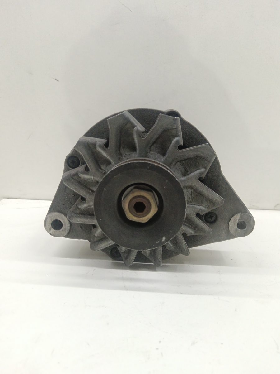 Alternador Peugeot 205 Berlina 1983-1998 XAD / XAD Multi 1.8L 44kW 0120489393394