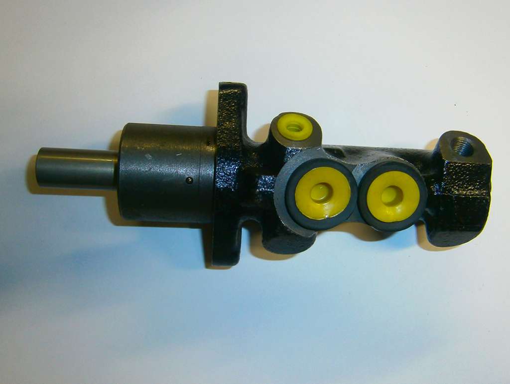 BOMBA FRENO PE 405 20.63 BOSCH