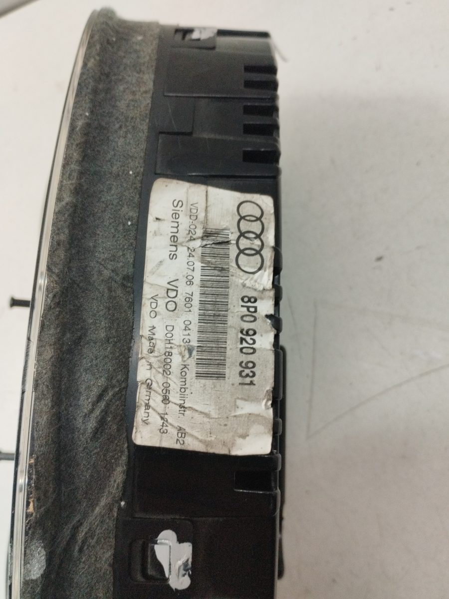 Tablero de Instrumentos Audi A3 (8P) 2003-2012 1.9 TDI 1.9L 77kW 8P0920931