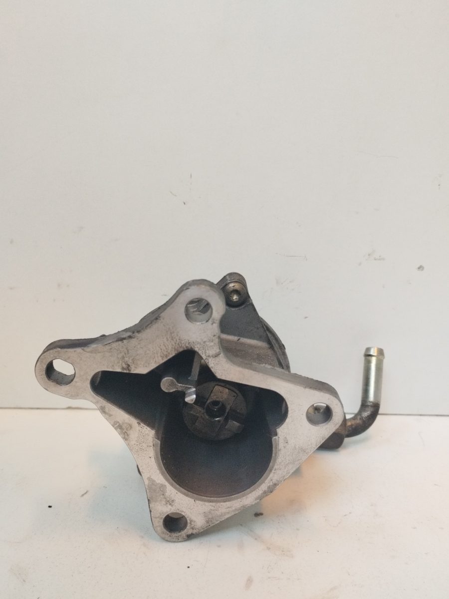 Bomba de Vacío Renault Kangoo (F/KC0) 1997-2005 1.9 Diesel 1.9L 47kW 72117205
