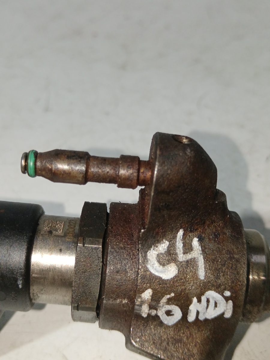 Inyector Citroën C4 Berlina 2004-2011 1.6 16V HDi FAP 1.6L 80kW 9802448680