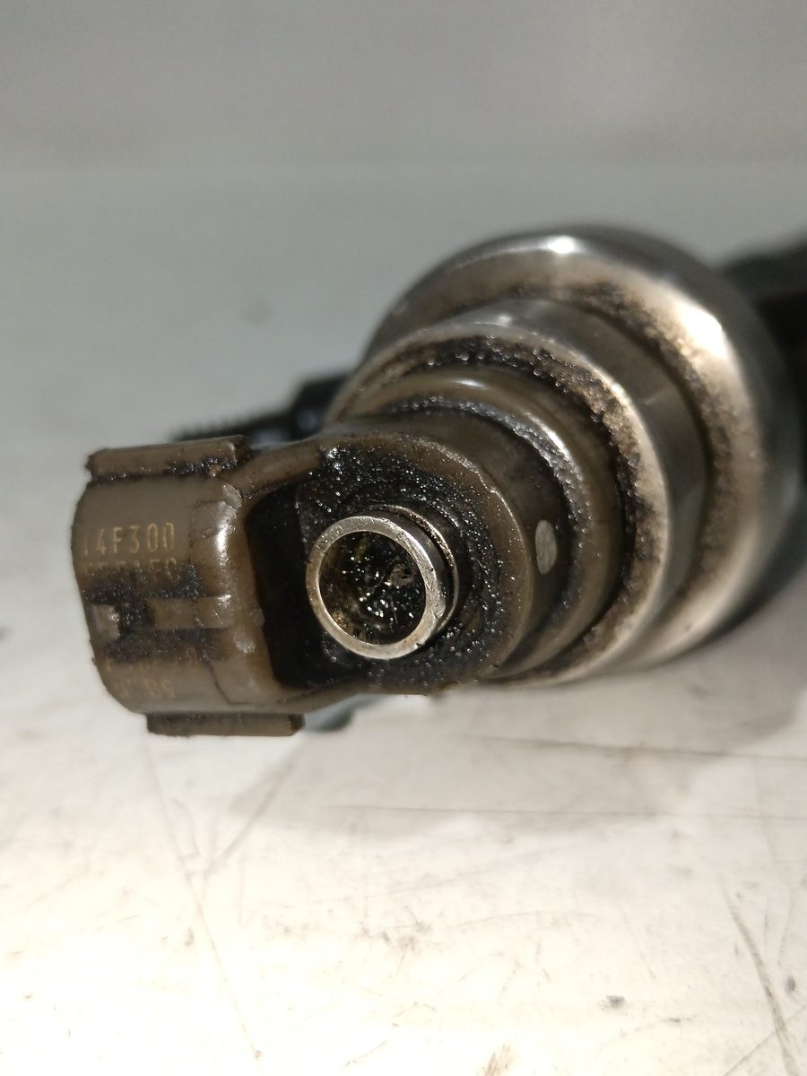 Inyector Opel Astra J Lim. 2009-2015 1.7 16V CDTI 1.7L 92kW 8973762703