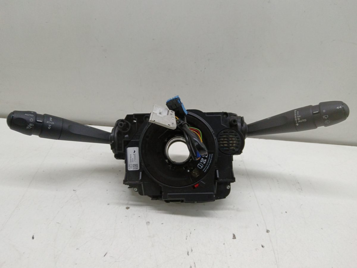 Llave Multifuncion Citroën C4 Cactus 2014-Actualidad Feel 1.6L 73kW 98139475ZD