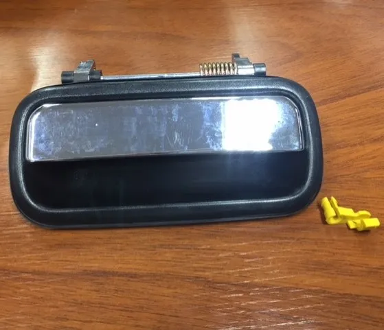Manija de puerta exterior trasera derecha