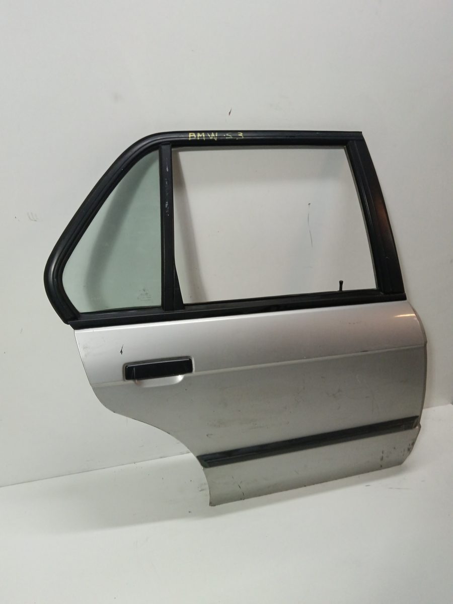 Puerta Trasera Derecha BMW Serie 3 Berlina (E30) desde 1982