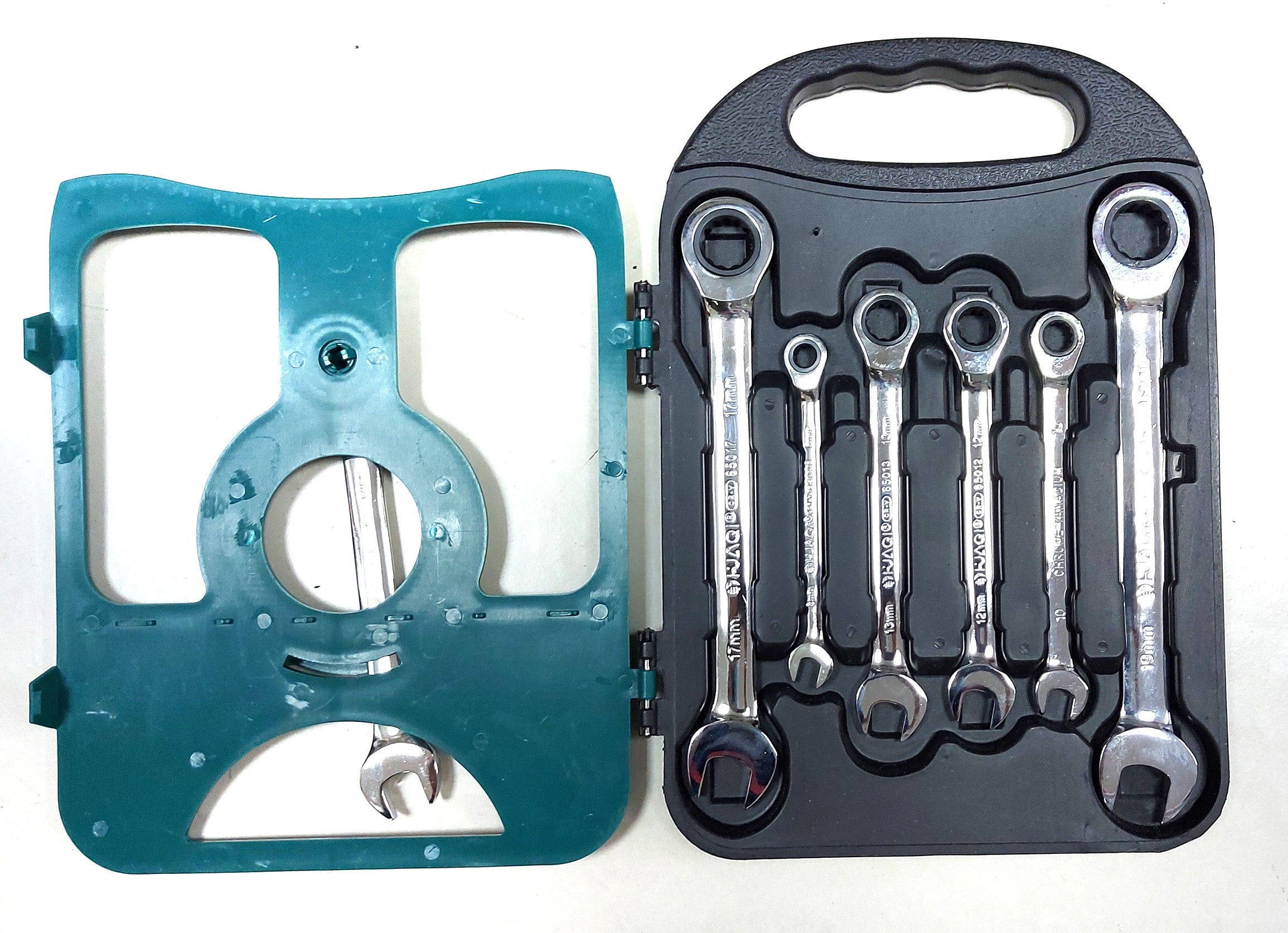 Kit de 7 llaves combinadas con cricket