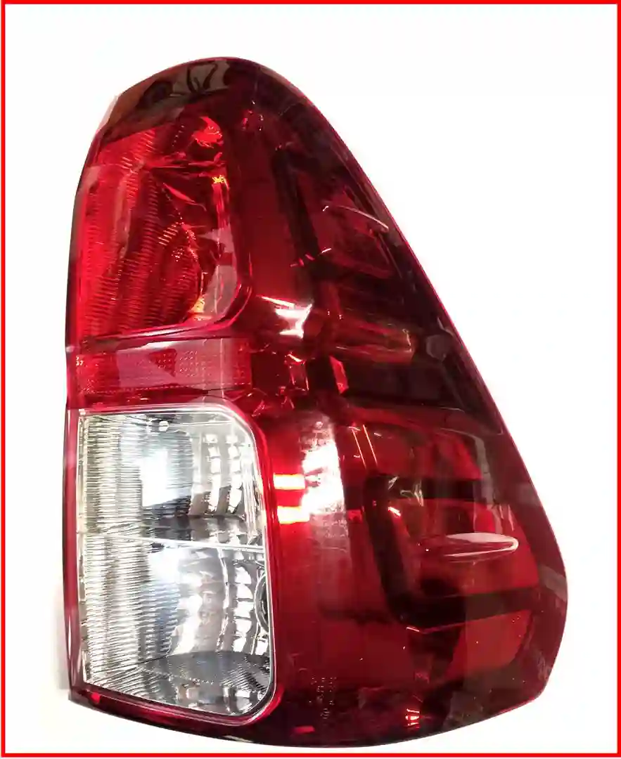 Faro trasero derecho