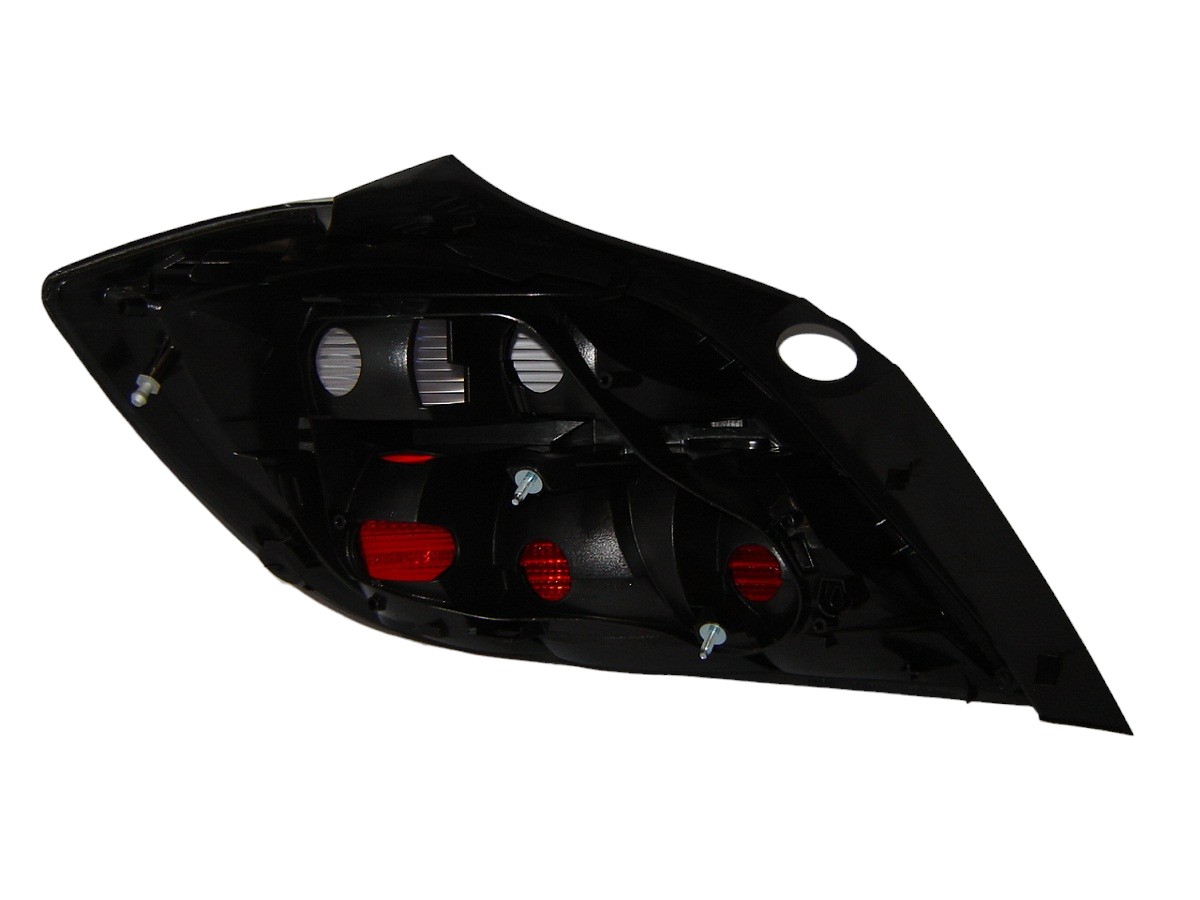 FAROL TRASERO DERECHO CHEVROLET VECTRA GT 5P 2008/2011