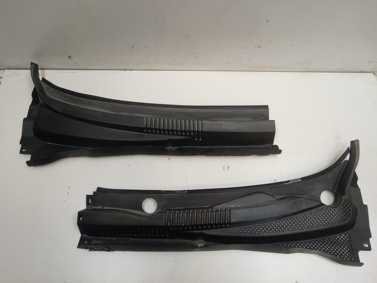 Rejilla De Torpedo Chevrolet Cruze 2009-2014 LS