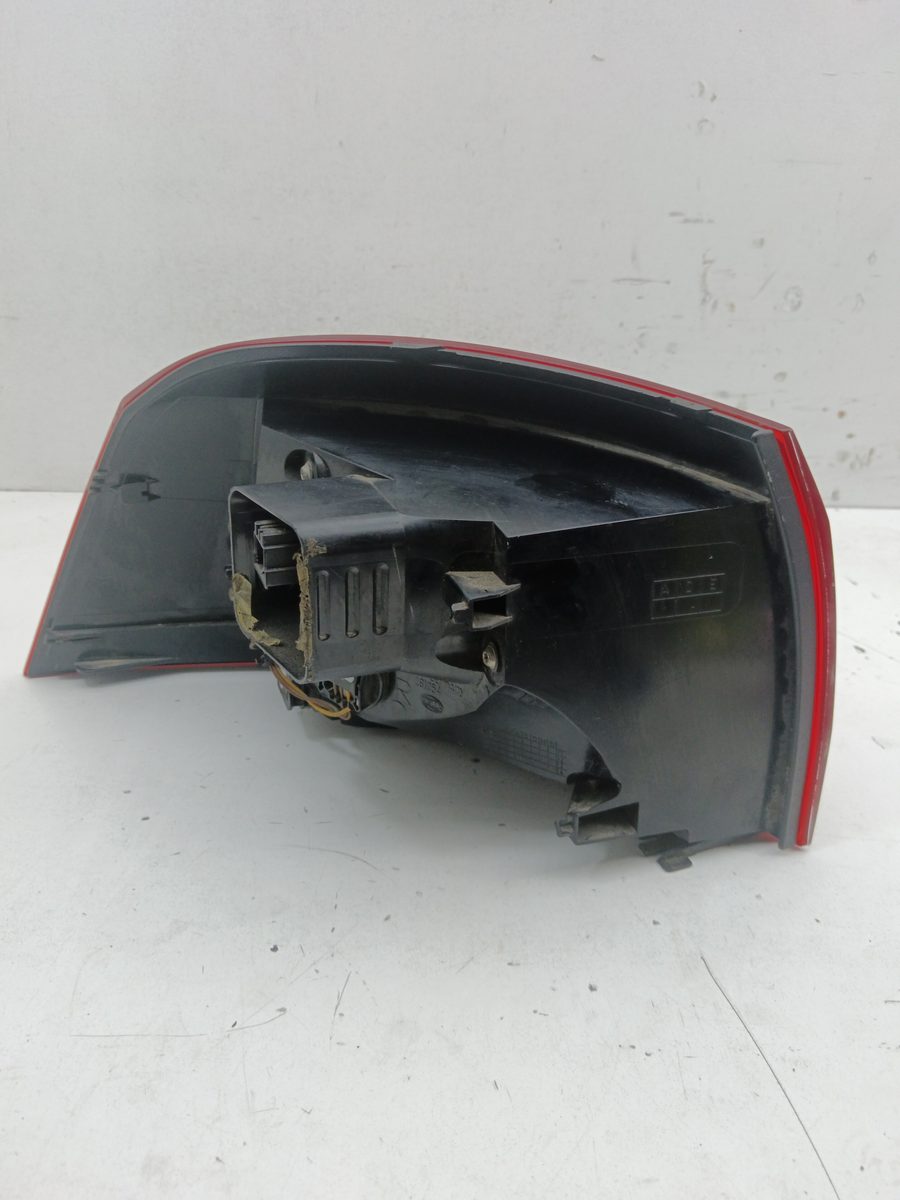 Farol Trasero Derecho Exterior Volkswagen Golf VI Cabriolet (517) 2011-2016 Trendline