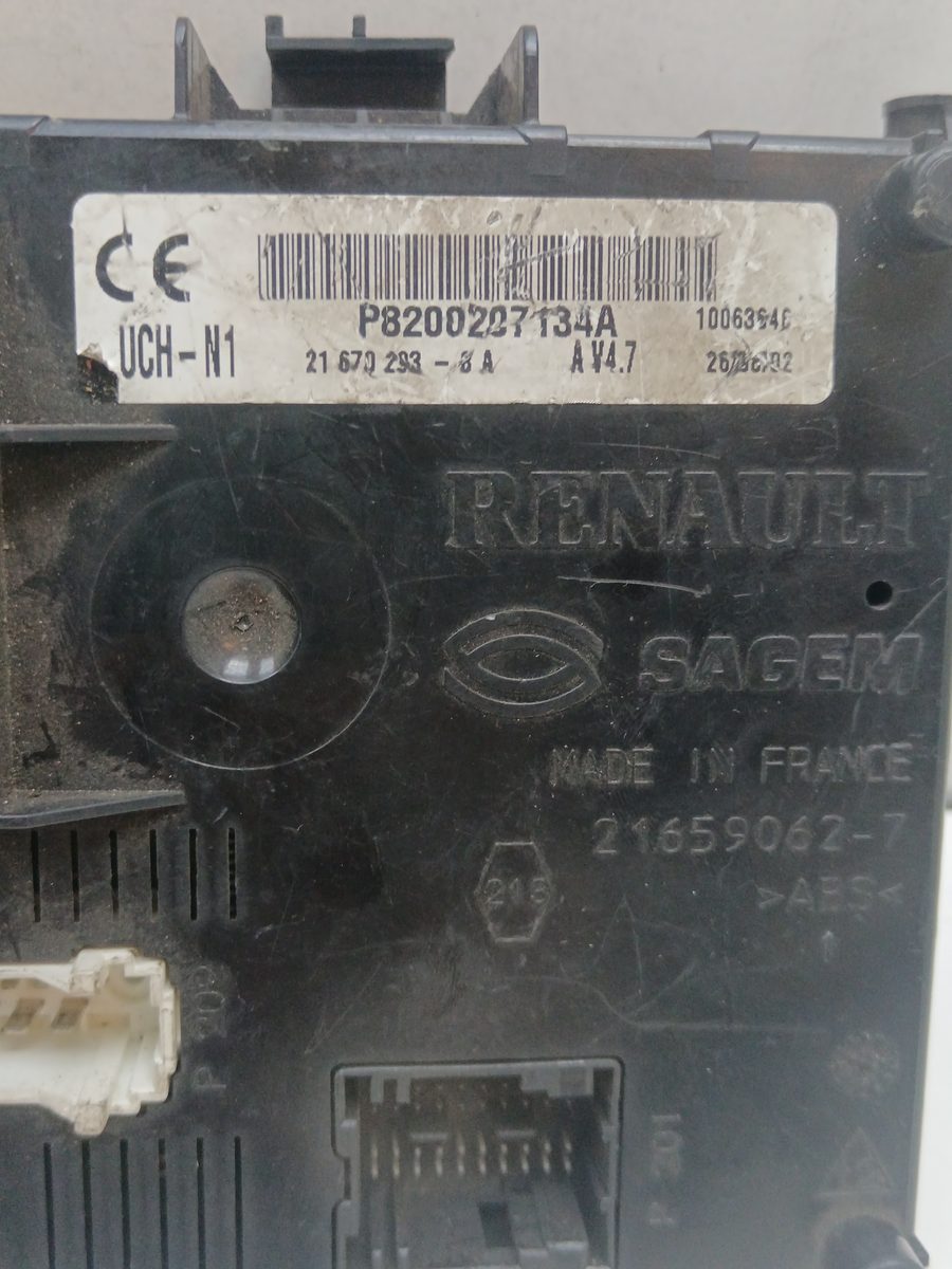 Modulo Uch Renault Clio II Fase II (B/CB0) 2001-2013 Authentique 1.5L 48kW 216702938A