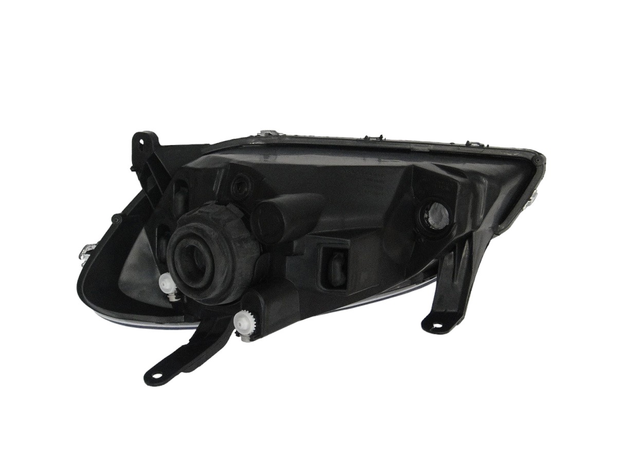 FARO SEMI OPTICO DERECHO CHEVROLET CELTA 2012/2014 (FUME)