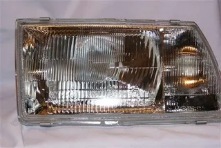 Faro delantero izquierdo