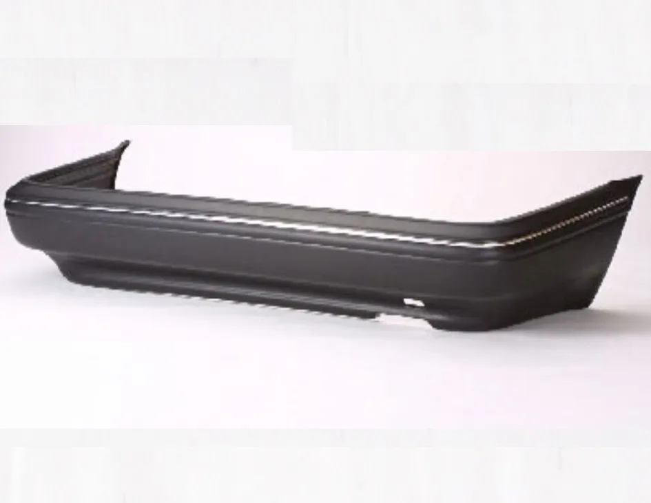 Paragolpes trasero Toyota Corolla AE92 con moldura cromada