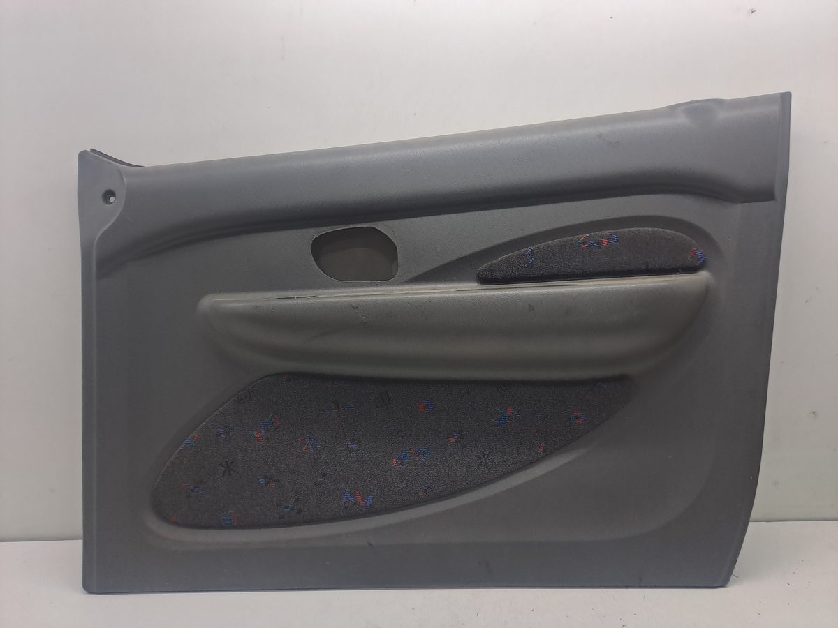 Tapizado Interior Puerta Delantero Derecho Hyundai Atos Prime (MX) 2000-2010 8232002110