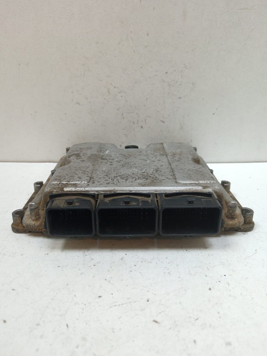Centralita Motor Uce Renault Laguna II (BG0) 2001-2007 1.9 dCi Diesel 1.9L 88kW 8200153946
