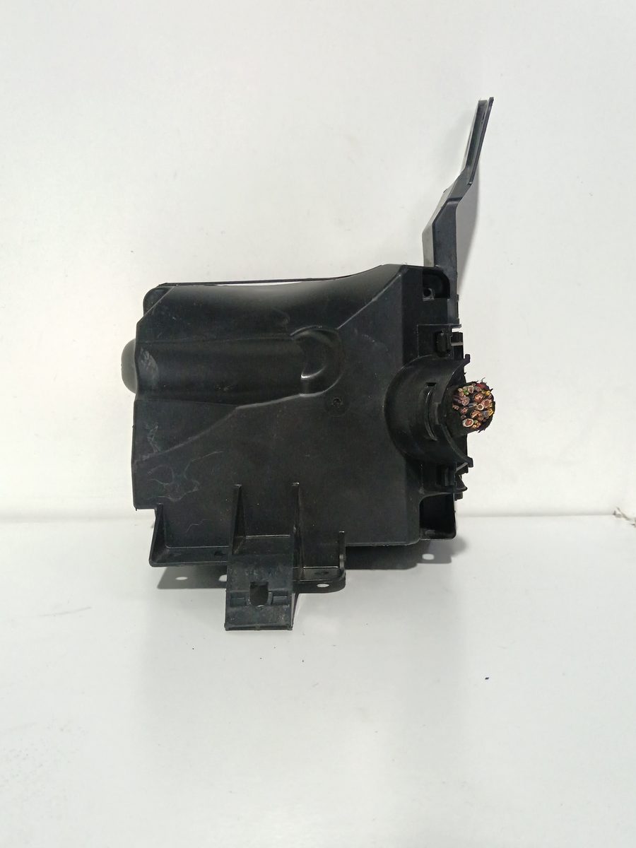 Caja Reles / Fusibles Peugeot 208 2012-2019 Style 1.2L 60kW 453394401