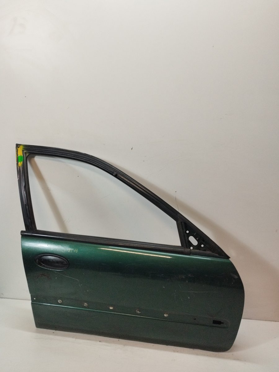 Puerta Delantera Derecha Renault Laguna (B56) 1994-1998 RN (B56B)