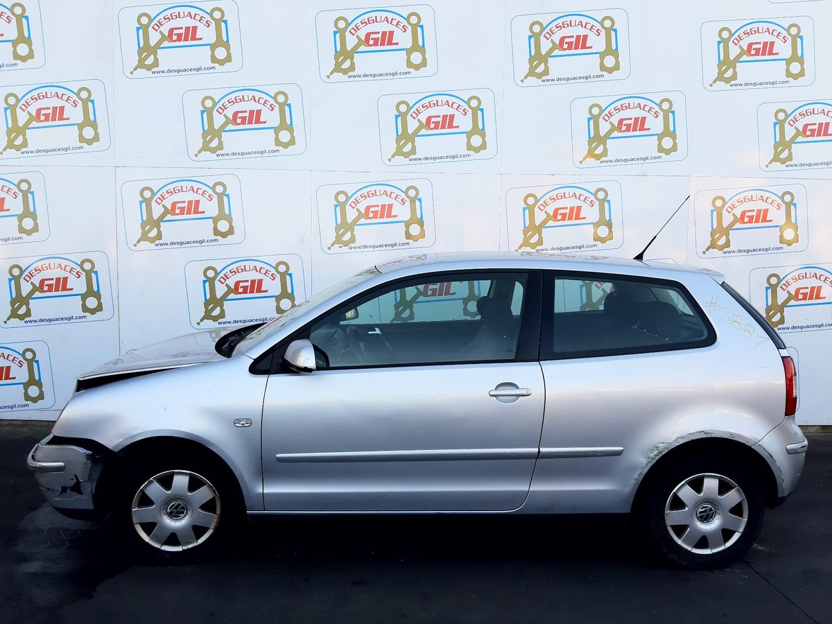 Careta Volkswagen Polo (9N1) 2001-2005 Highline 95AB8200