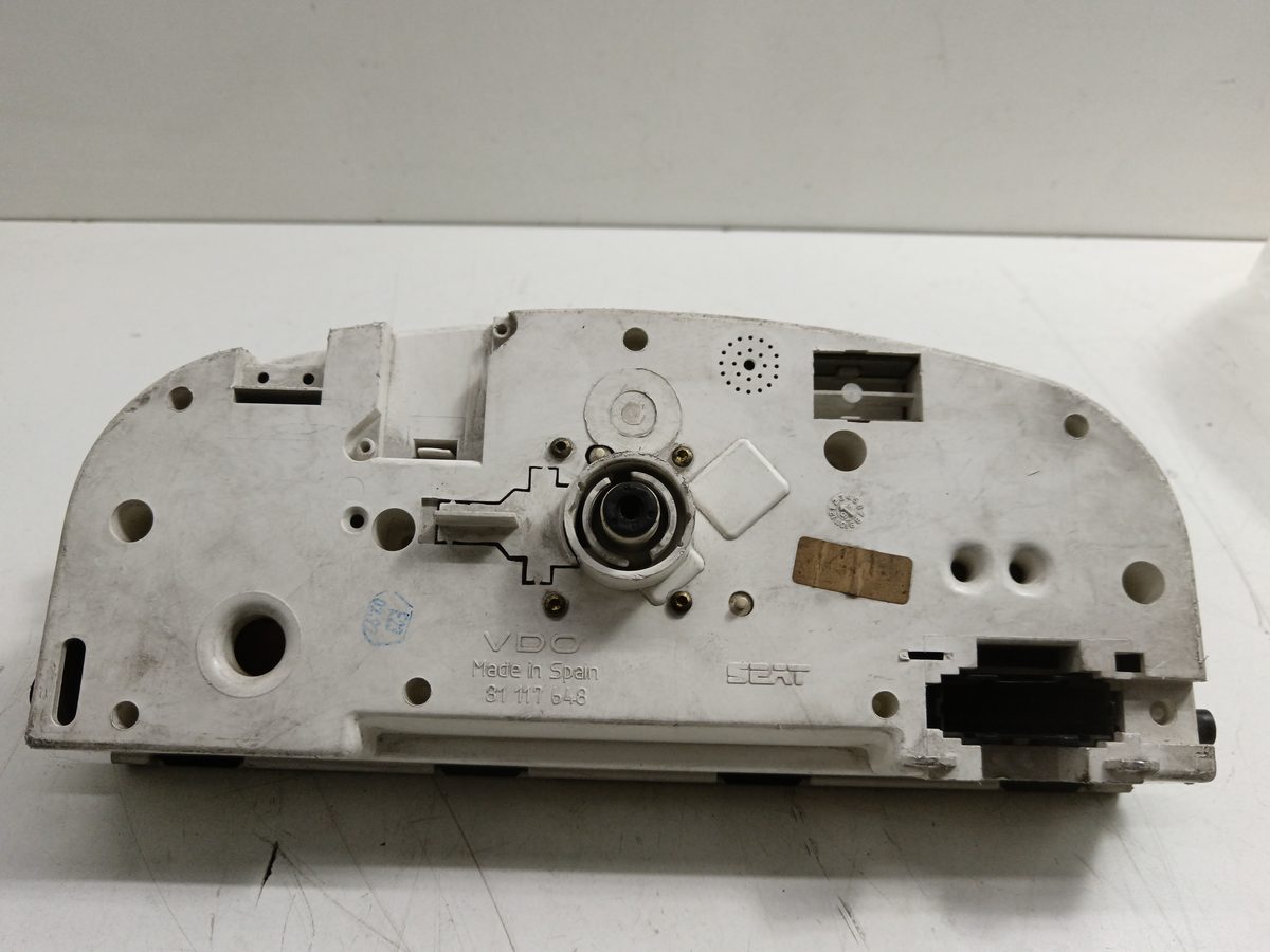 Tablero de Instrumentos SEAT Toledo (1L) 1991-1999 1.9 TDI 1.9L 66kW 81117785