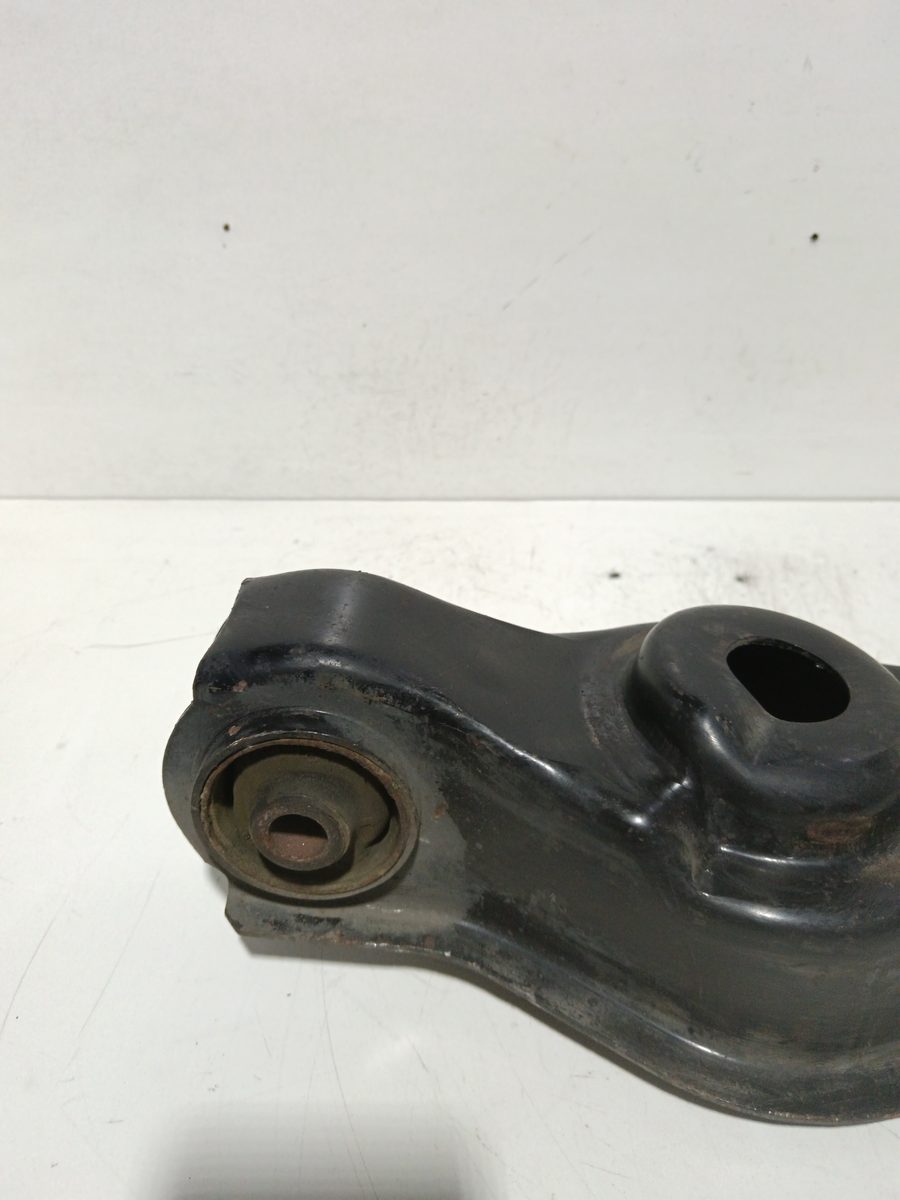 Parrilla de Suspension Inferior Trasera Izquierda Hyundai H1 2008-2019