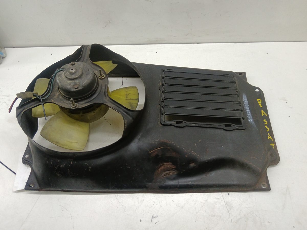 Electroventilador Volkswagen Santana (327) desde 1981 1,6 1.6L 63kW 321121207K