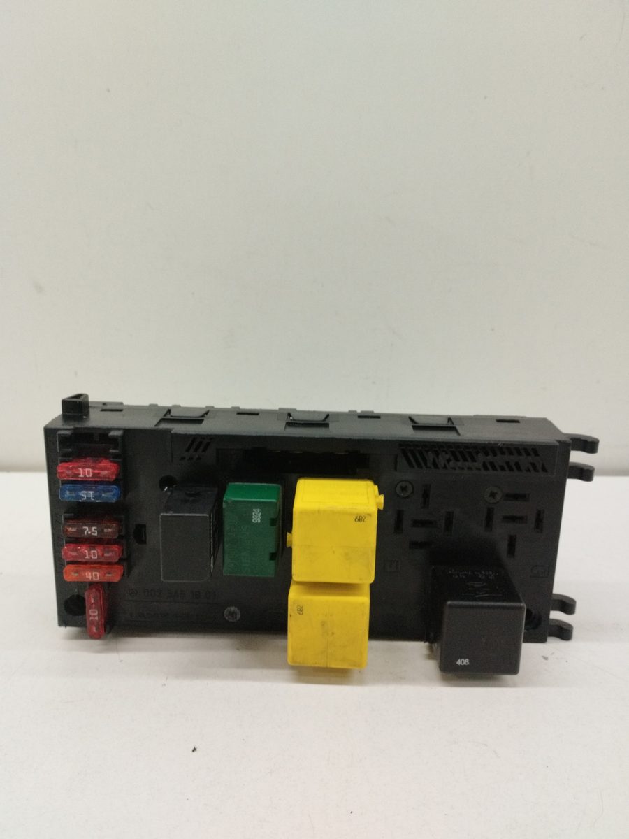 Caja Reles / Fusibles Mercedes-Benz Clase E (W210) Berlina Diesel 1995-2002 * 0195455632