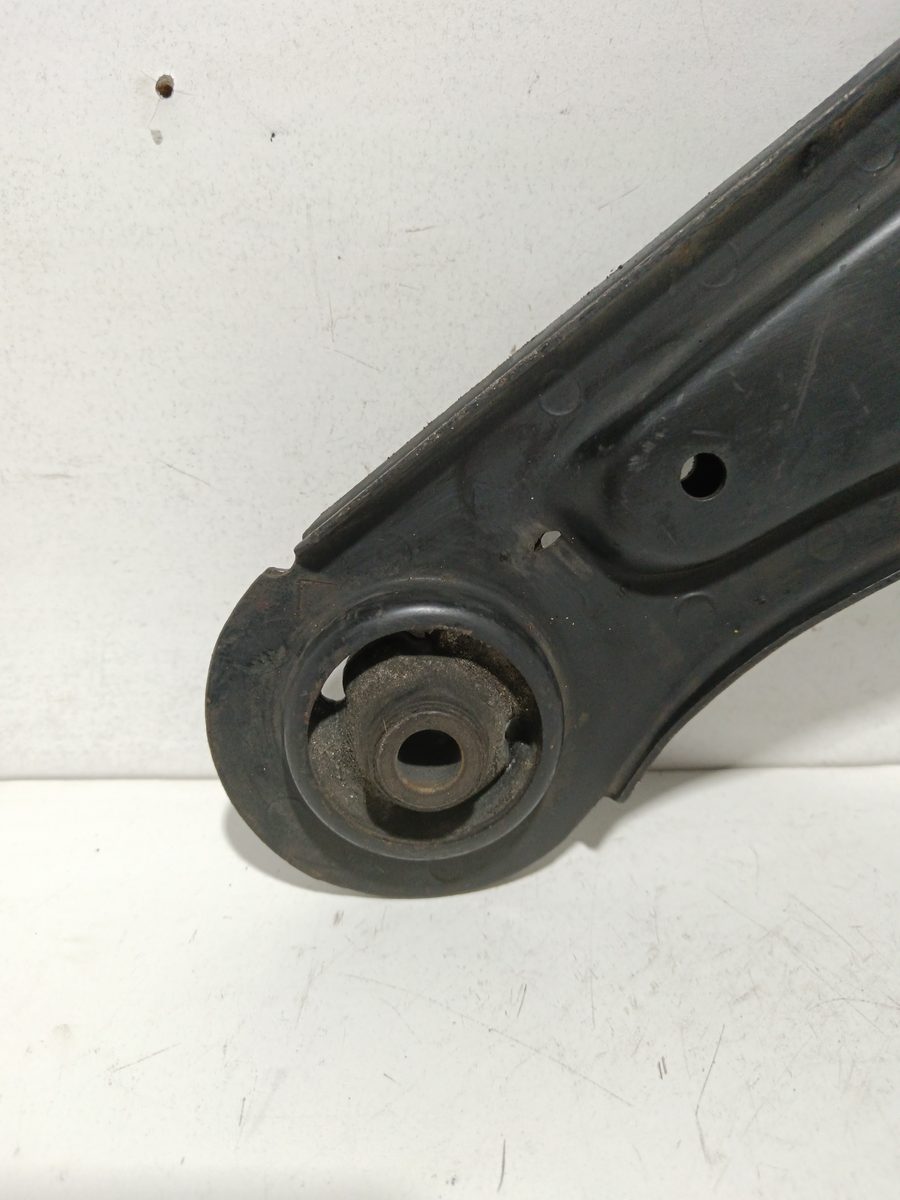 Parrilla de Suspension Inferior Trasera Derecha Ford Escort Berl./turnier 91AB30423051AD
