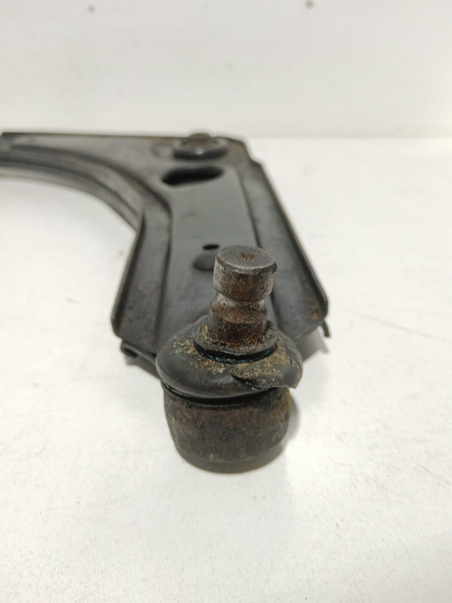 Parrilla de Suspension Inferior Trasera Derecha Ford Escort Berl./turnier 91AB30423051AD