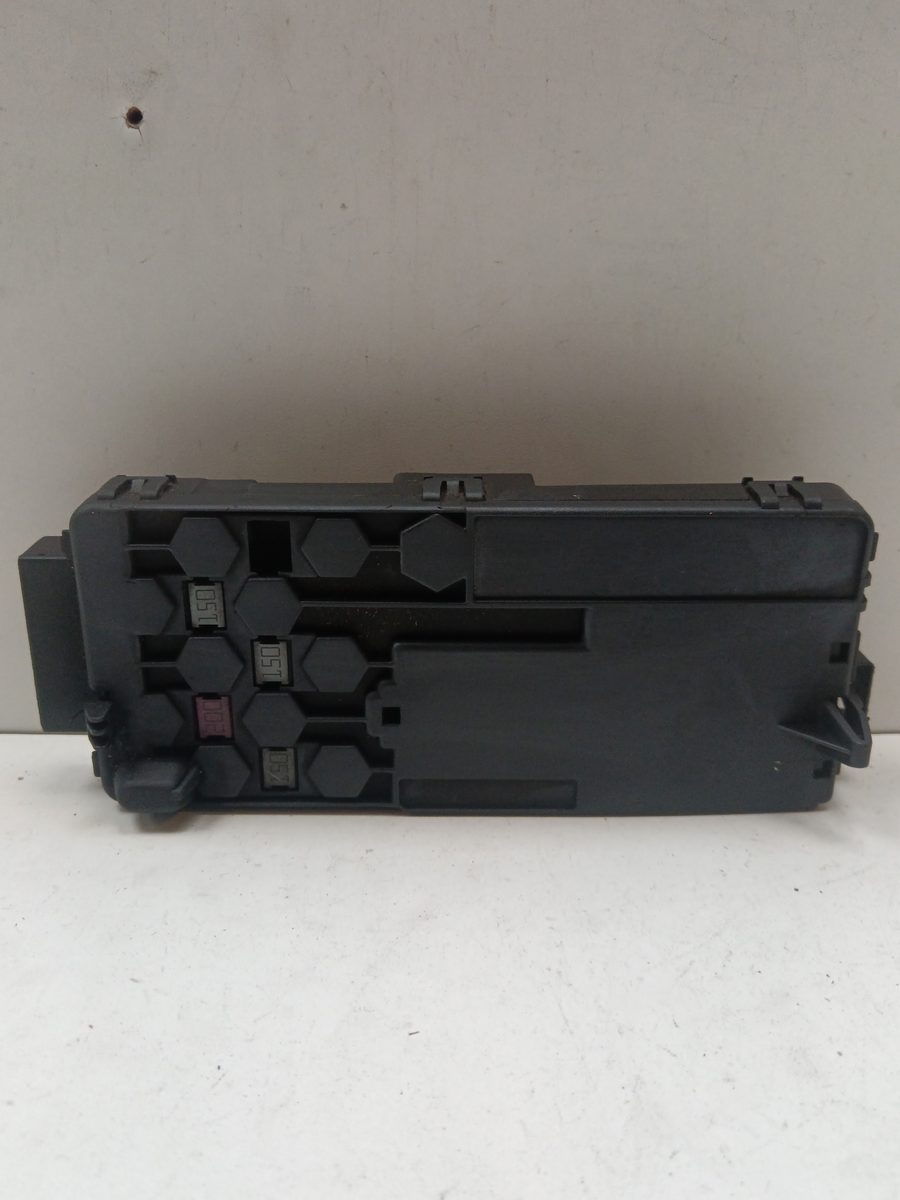 Caja Reles / Fusibles Mercedes-Benz Clase E (W211) Berlina 2002-2009 2115452301