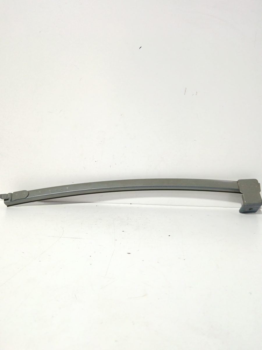 Guias de Vidrio Delantero Derecho Toyota Yaris (NCP1/NLP1/SCP1) 1999-2005 Linea Luna