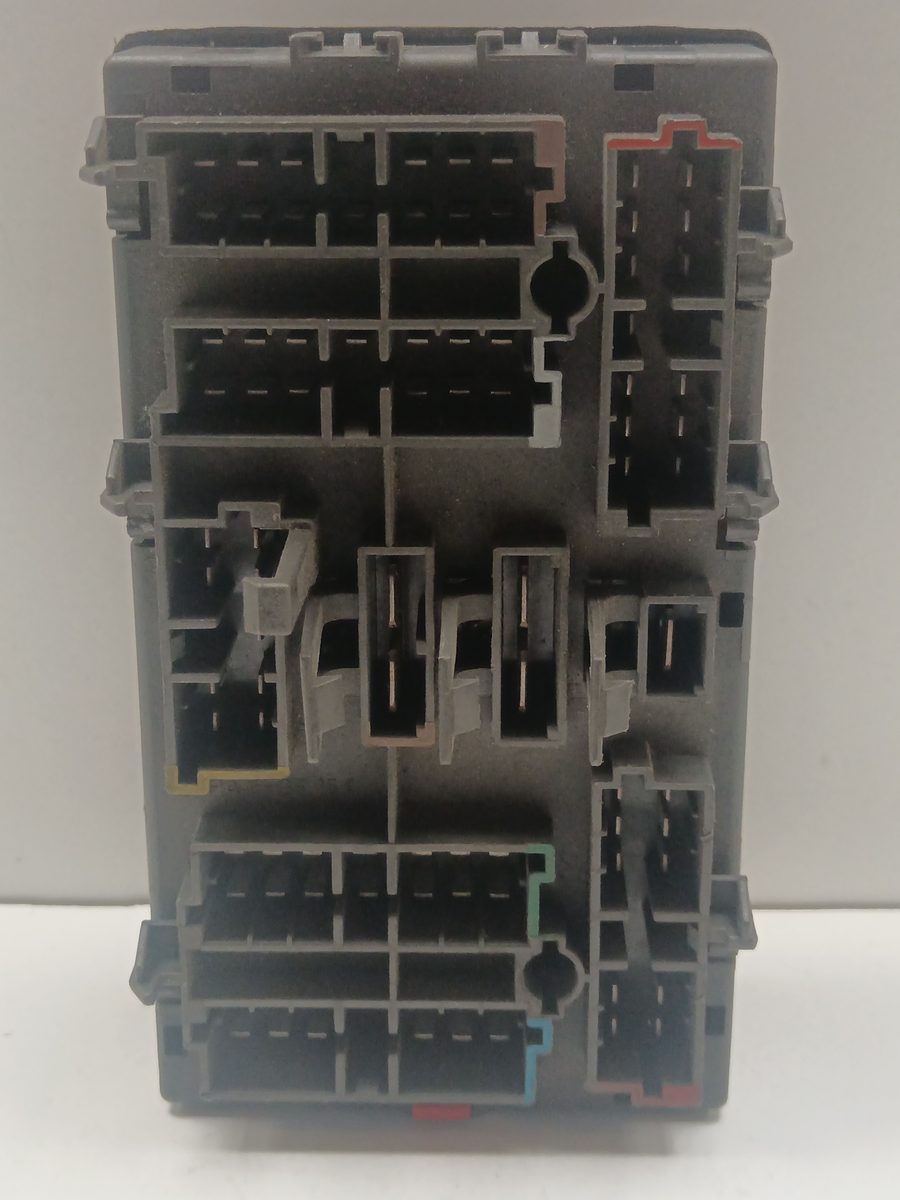 Caja Reles / Fusibles Peugeot 306 Berlina 3/4/5 Puertas (S2) 1997-2003 9450535380