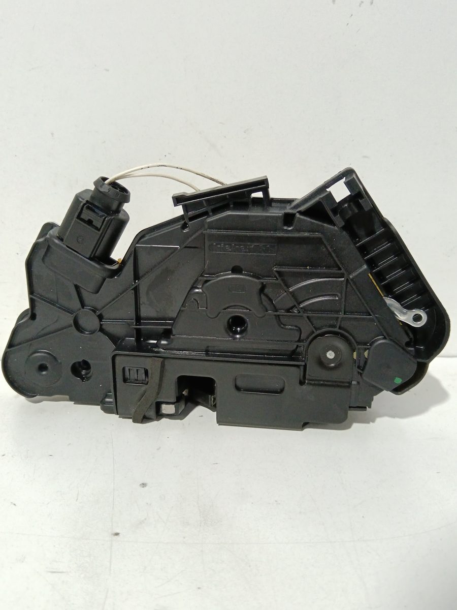 Cerradura Puerta Delantera Izquierda Volkswagen Up! (121) 2011-2016