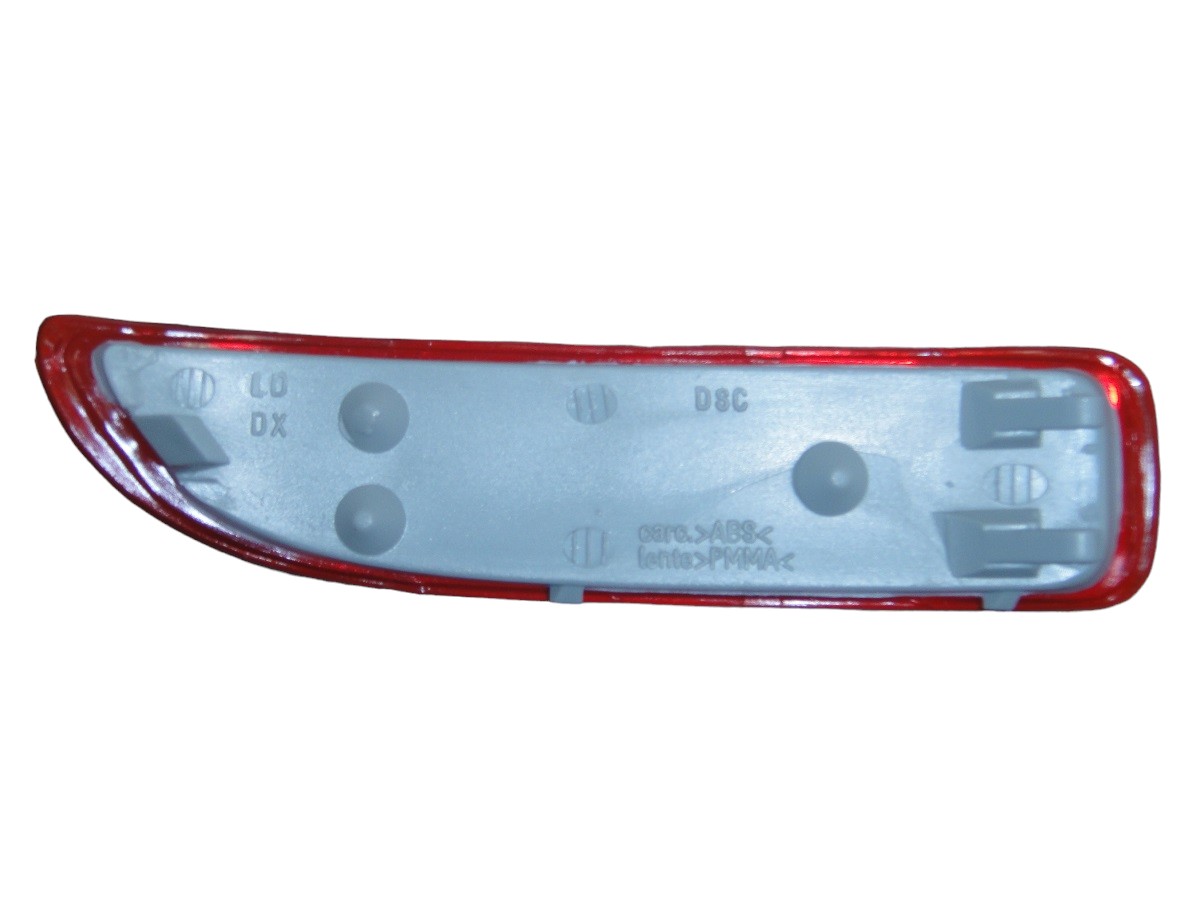 REFLECTOR PARAGOLPE TRASERO DER CHEVROLET CORSA NOVO 5P