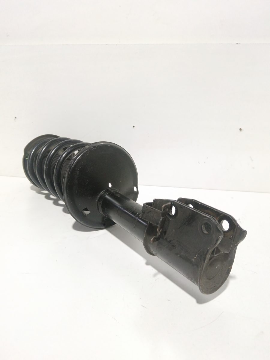 Amortiguador Delantero Der/Izq Renault Sandero 2008-2013 Básico 1.5L 50kW 7700840056B