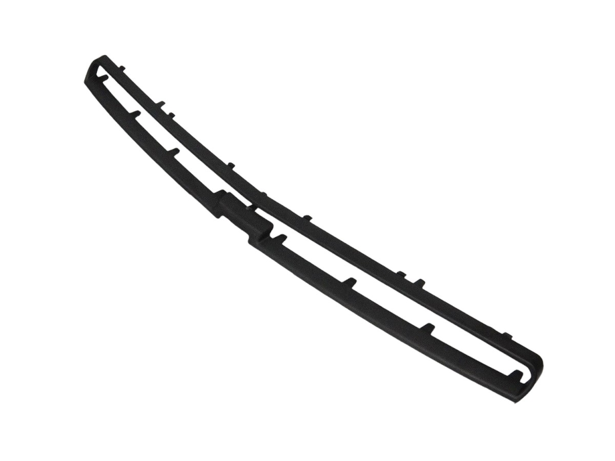 MOLDURA SUPERIOR CARETA CHEVROLET CELTA 2012/ (NEGRA)