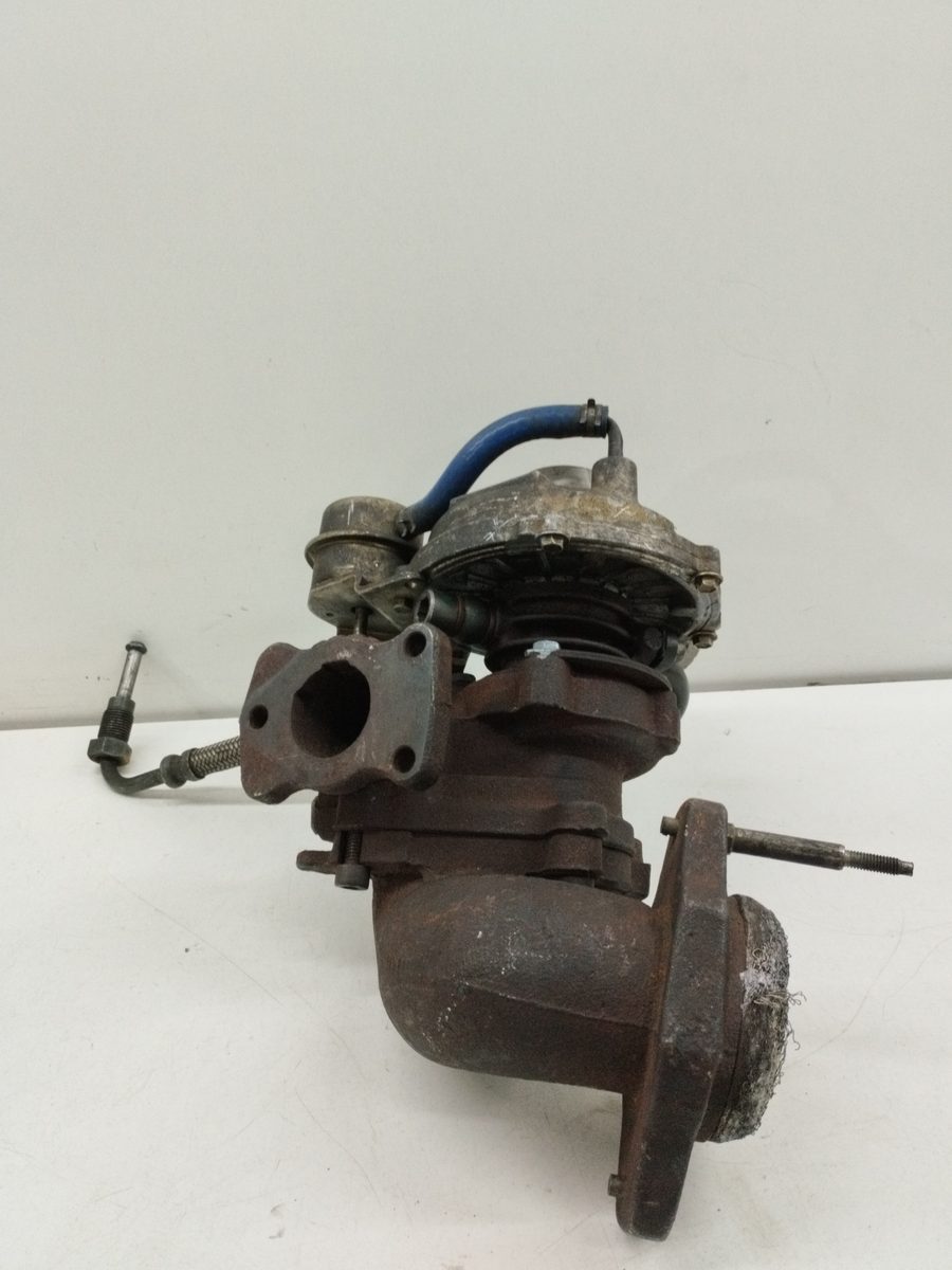 Turbocompresor Citroën C5 Berlina 2004-2008 Collection 2.0L 103kW 9633614180