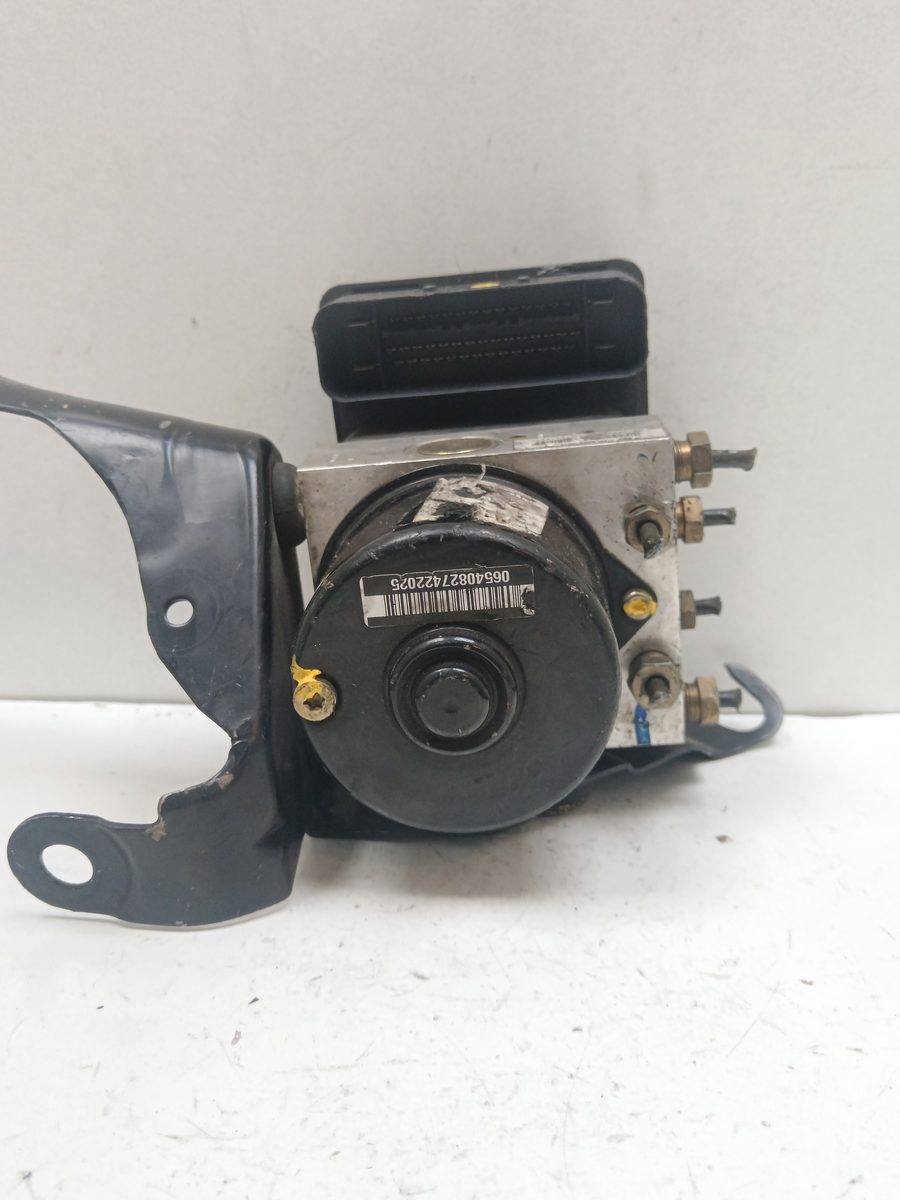 Modulo Abs Ford Fiesta Berlina 1995-1999 Básico 1.8L 44kW 10096001063