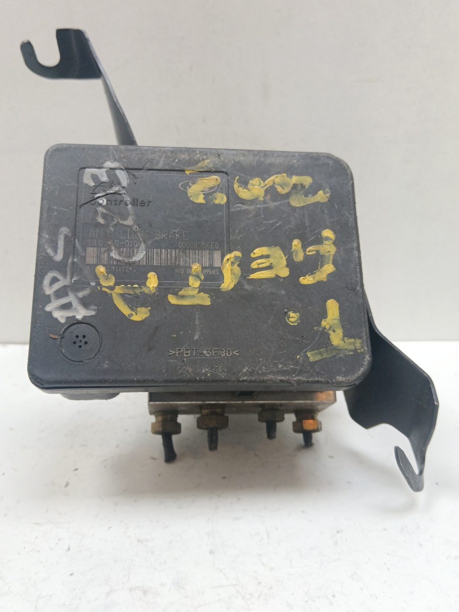 Modulo Abs Ford Fiesta Berlina 1995-1999 Básico 1.8L 44kW 10096001063