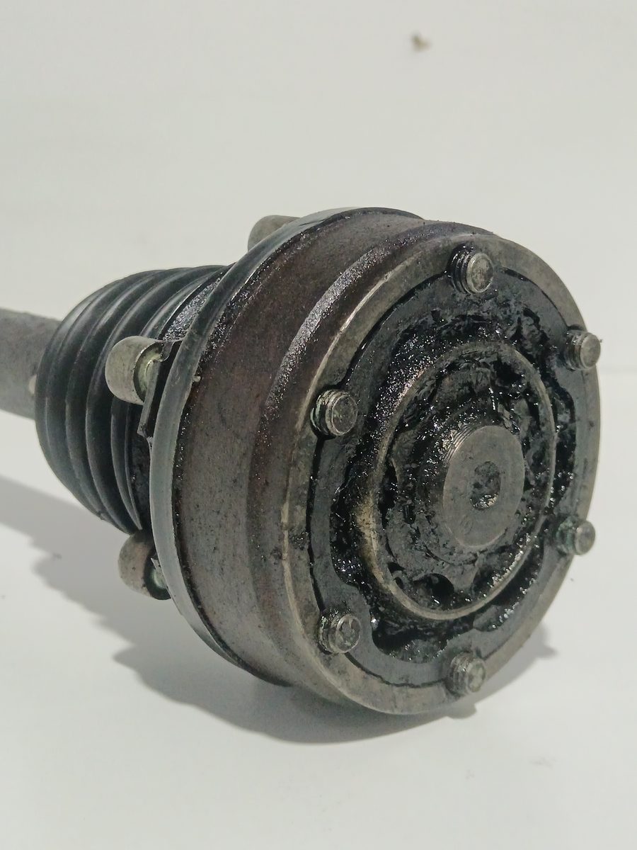 Semieje Delantero Izquierdo Volkswagen Polo (9N3) 2005-2010 Edition 1.2L 44kW