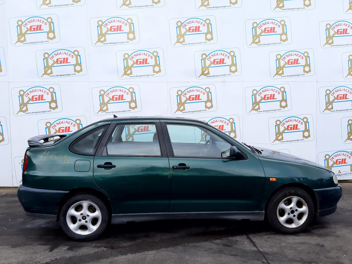 Faro Delantero Derecho SEAT Cordoba Berlina (6K2) 1993-1999 GLX 0301037022