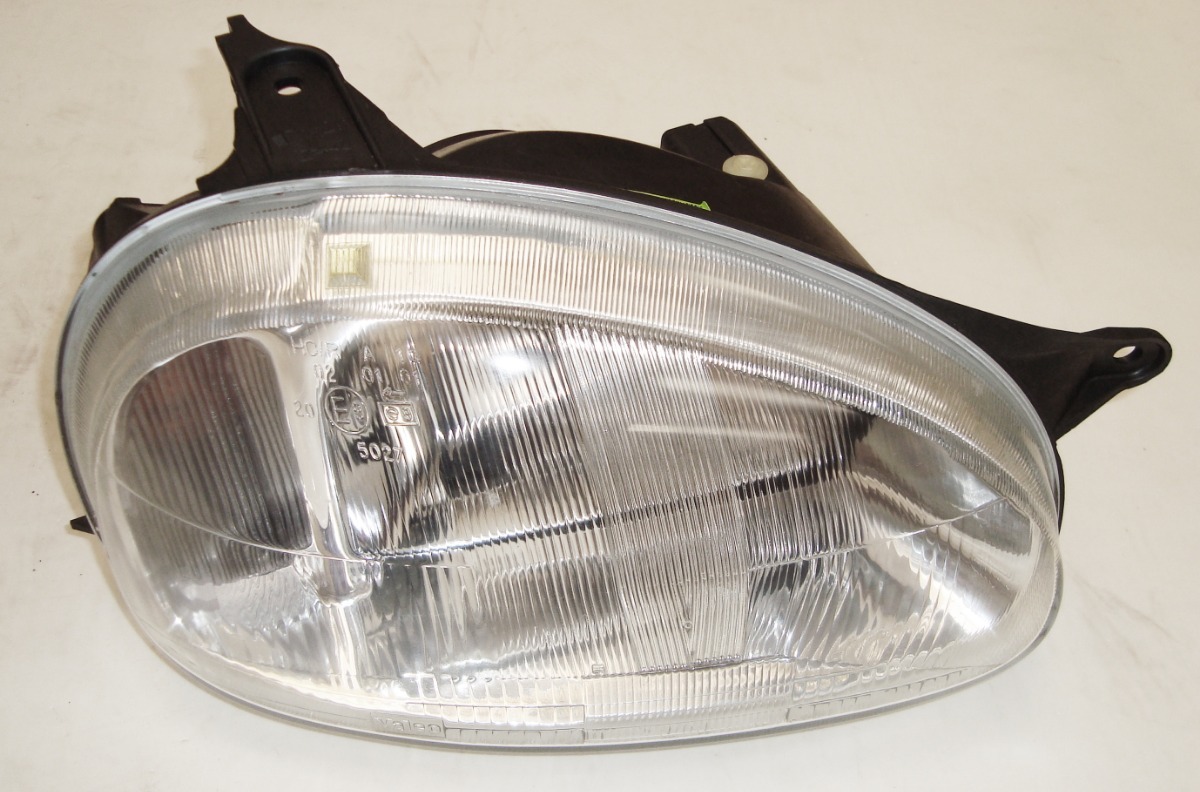 Semioptica Opel Corsa Derecha