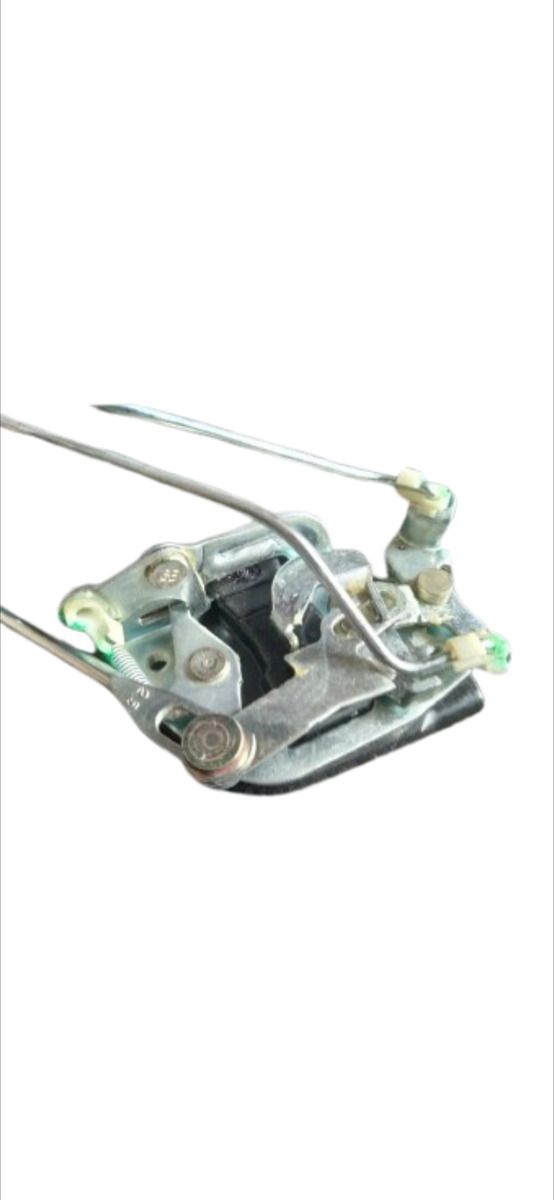 Cerradura De Puerta Isuzu Kb 21 26 Derecha 81 86