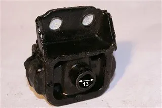 SOPORTE MOTOR DEL IZQ DAIHATSU CHARADE 81